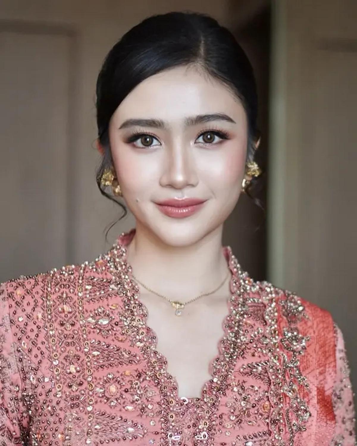 Febby Rastanti Dilamar Polisi, Intip Pesona Calon Ibu Bhayangkari ini