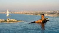 Aura Skypool Dubai merupakan kolam renang tertinggi di dunia (dok.instagram/@auraskypooldubai/https://www.instagram.com/p/CWclPAWgiNa/Komarudin)