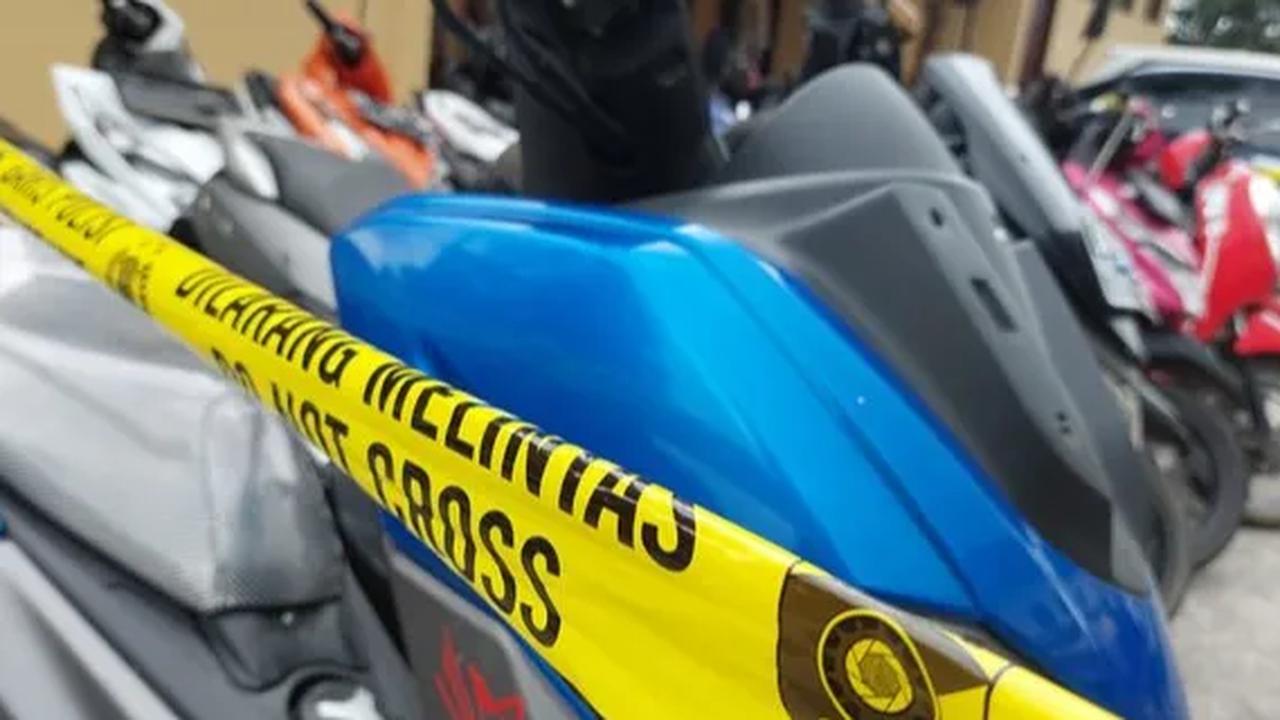 "Iya, SS bertugas di Polres Parepare. Mertuanya sudah membuat laporan di SPKT (Sentra Pelayanan Kepolisian Terpadu)," ujarnya saat dihubungi melalui telepon, Rabu (26/7).
