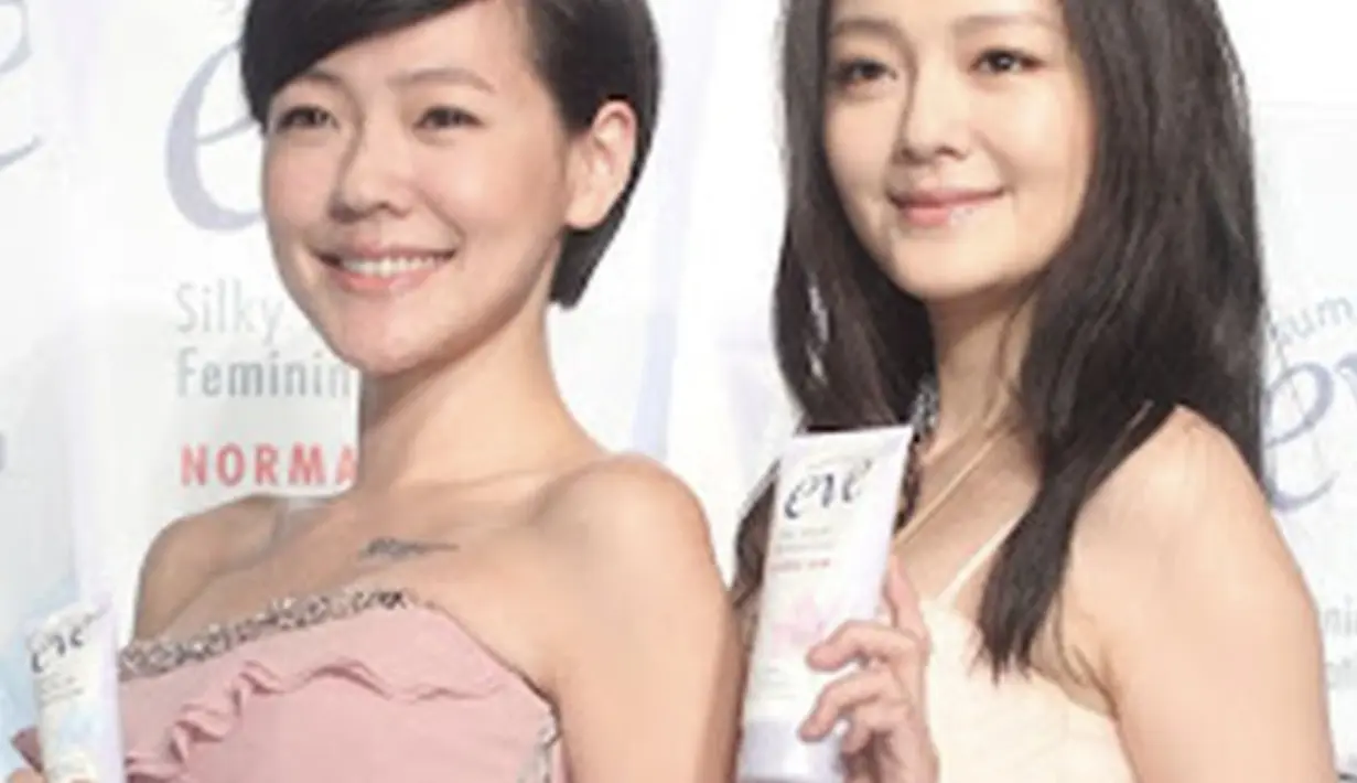 Bahkan mereka kerap digandeng oleh brand yang sama sebagai Brand Ambassador.  [Foto: Instagram/ Dee Shu]