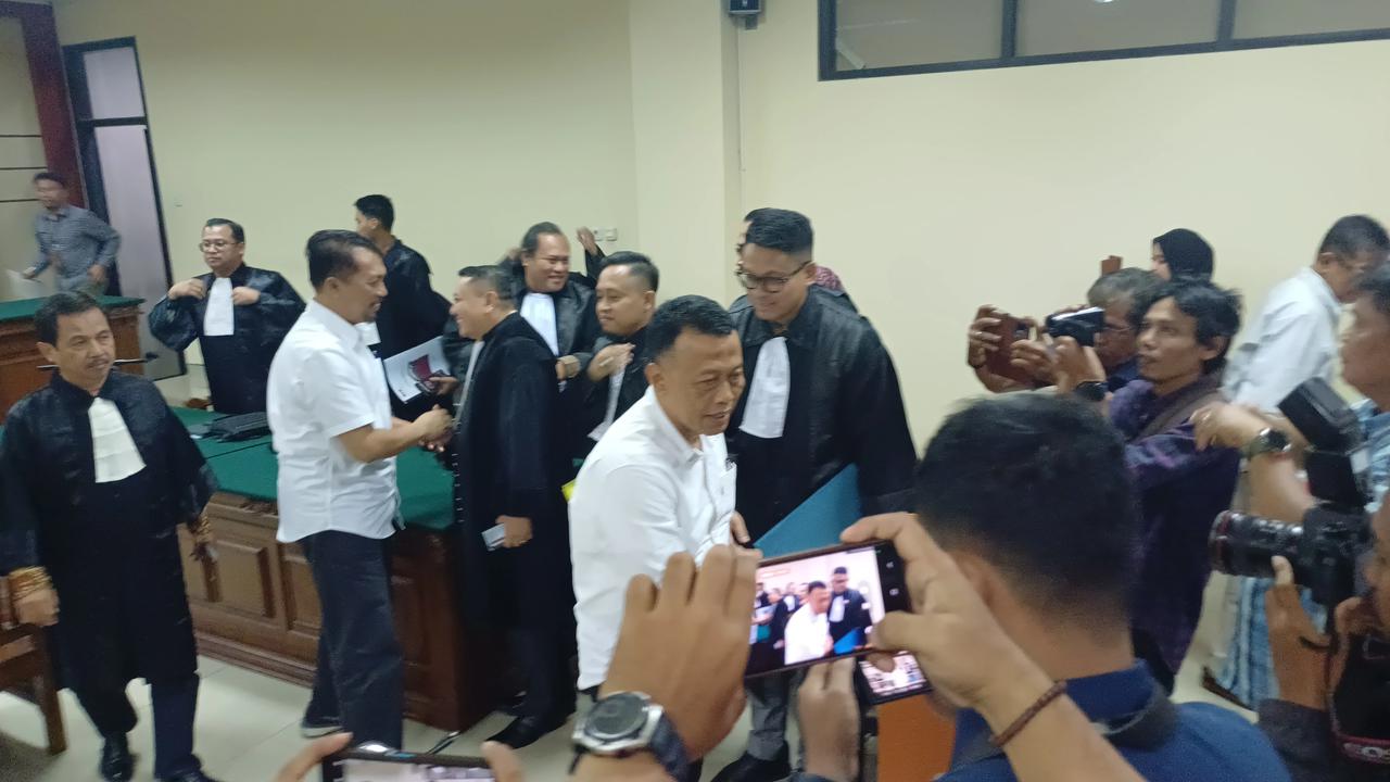 Sidang Perdana Sugiri, Dijerat Pasal Suap dan Gratifikasi