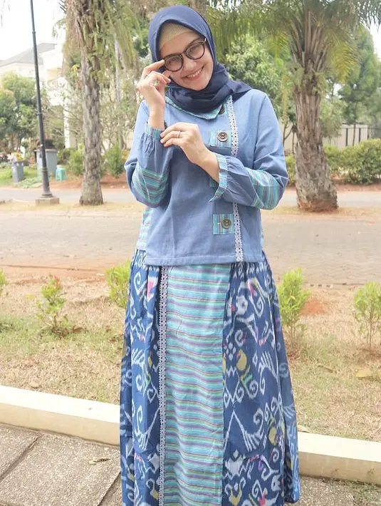 (Instagram/zeezeeshahab)