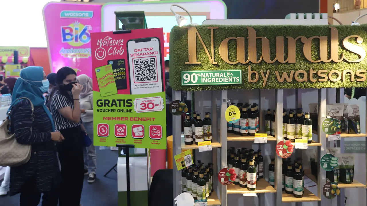 Strategi Watsons Indonesia dalam Kampanye Watsons B16 Anniversary Salebration