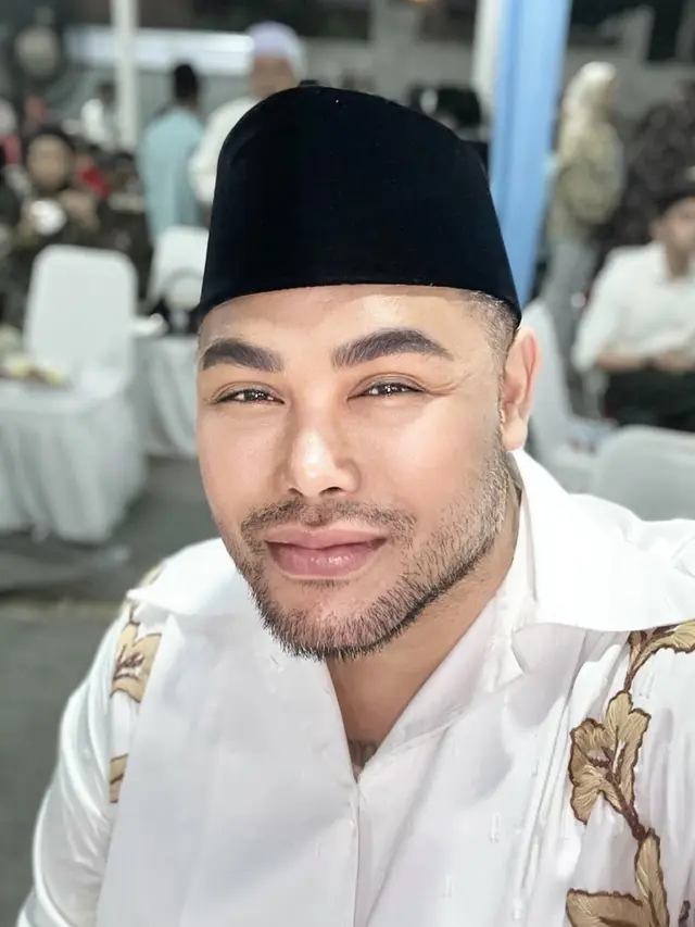 Baju Koko Ivan Gunawan
