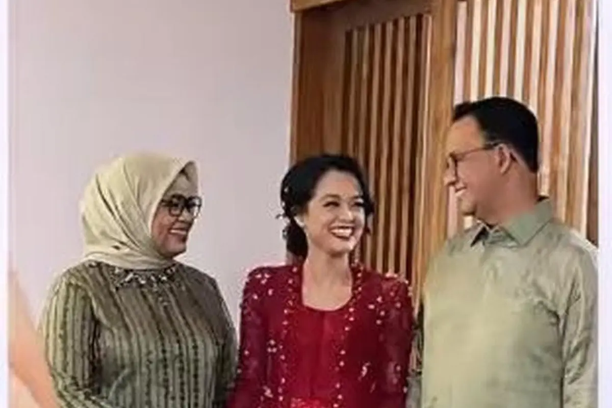 Mutiara Annisa anak dari Anies Baswedan tampil anggun di hari pertunangannya