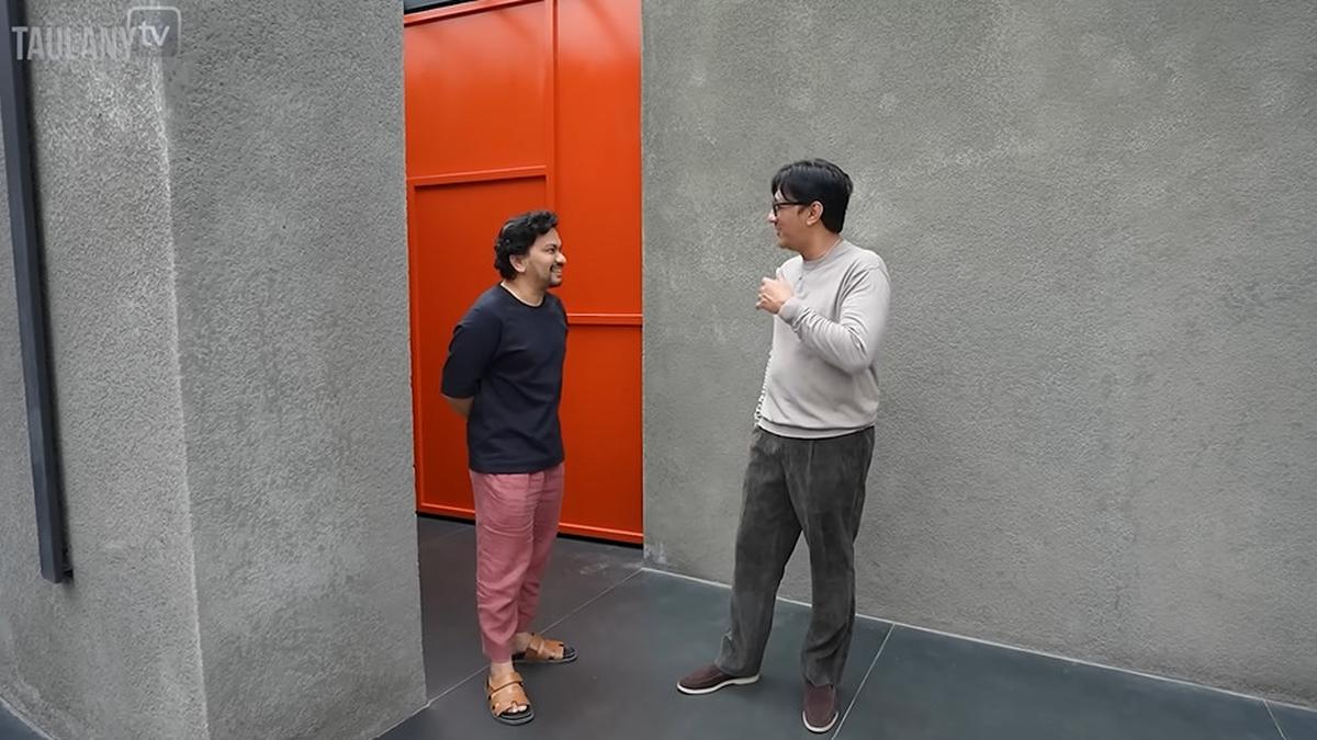 Potret Teras Rumah Tompi Gaya Industrial, Bisa Jadi Inspirasi