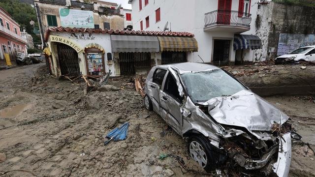 Banjir dan Longsor Akibat Hujan Deras Landa Italia, 12 Orang Hilang