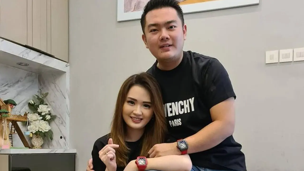 Michael Lawanto dan keluarga
