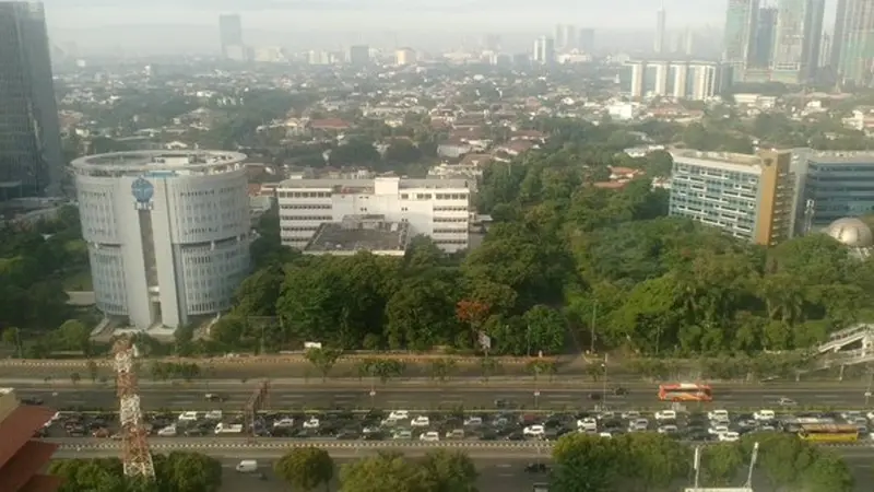 Tol Dalam Kota Macet Depan Kartika Chandra Parah