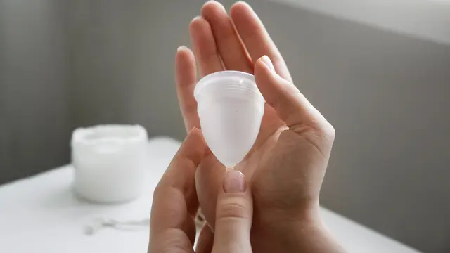 Ganti Pembalut ke Menstrual Cup, Solusi Praktis dan Ramah Bumi untuk Menstruasi Higienis
