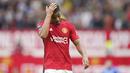 <p>Pemain Manchester United, Anthony Martial, memegang kepala setelah ditaklukkan Brighton and Hove Albion pada laga Liga Inggris di Stadion Old Trafford, Sabtu (16/9/2023). Setan Merah takluk 1-3 dari Brighton. Hasil ini membuat Manchester United turun ke peringkat ke-12 klasemen sementara Premier League dengan koleksi enam poin. (AP Photo/Dave Thompson)</p>