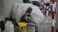 Badai Tropis Franklin menargetkan pulau Hispaniola yang berbagi dengan Haiti dan mengancam akan menyebabkan tanah longsor dan banjir besar. (AP Photo/ Odelyn Joseph)