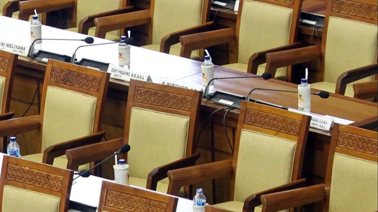 Kepala Daerah Bidik Kursi Legislatif