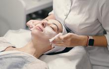 5 Prosedur Klinik Terampuh untuk Menghilangkan Kerutan Halus di Wajah, Instan dan Langsung Tampak Perbedaannya!