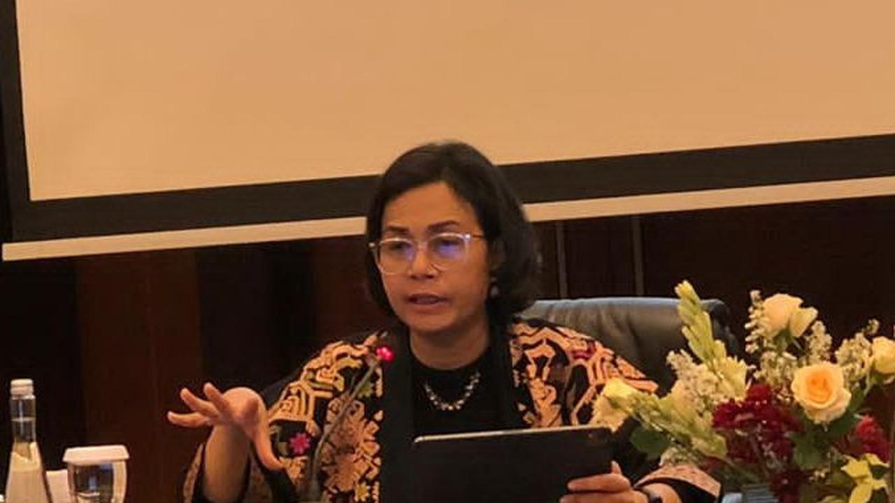 Penerimaan Bea Cukai 2023 Tak Capai Target Gara-Gara Cukai Rokok Naik 10 Persen