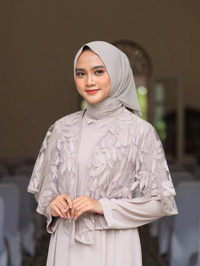 Model Baju Gamis Polos Kombinasi Brokat
