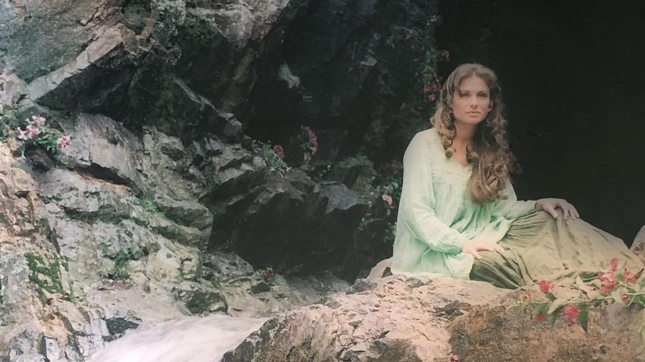 Leticia Calderon pemeran Esmeralda. (Foto: Instagram @letycalderon79)