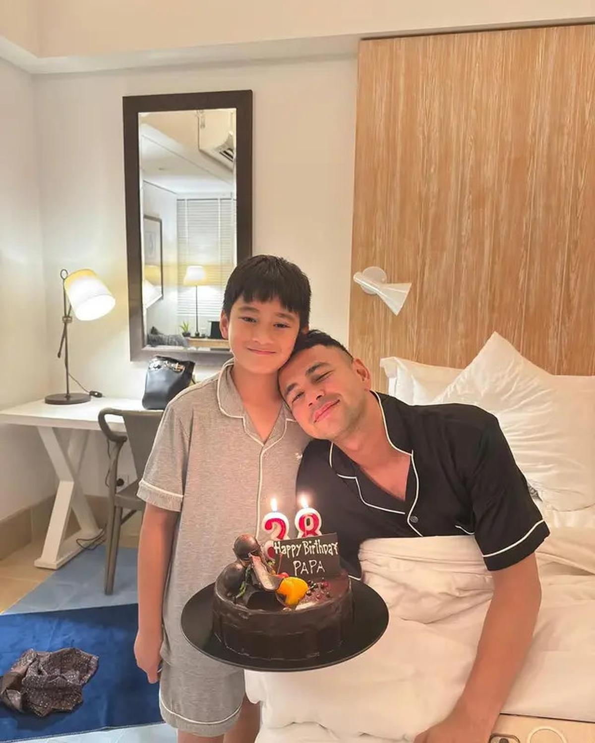 6 Potret Beda Kejutan Ultah Raffi Ahmad dan Nagita, Rayakan di Negara Berbeda