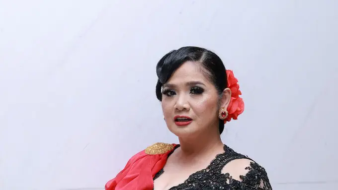 [Bintang] Vina Panduwinata: Amat Sedih January Christy Tutup Usia