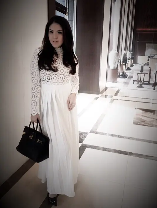 (Instagram/tinatoon101)