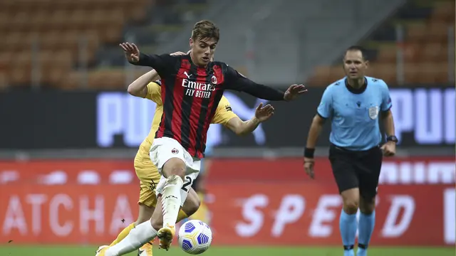 Hakan Calhanoglu 2 Gol, AC Milan Menang Tipis Atas Bodoe/Glimt