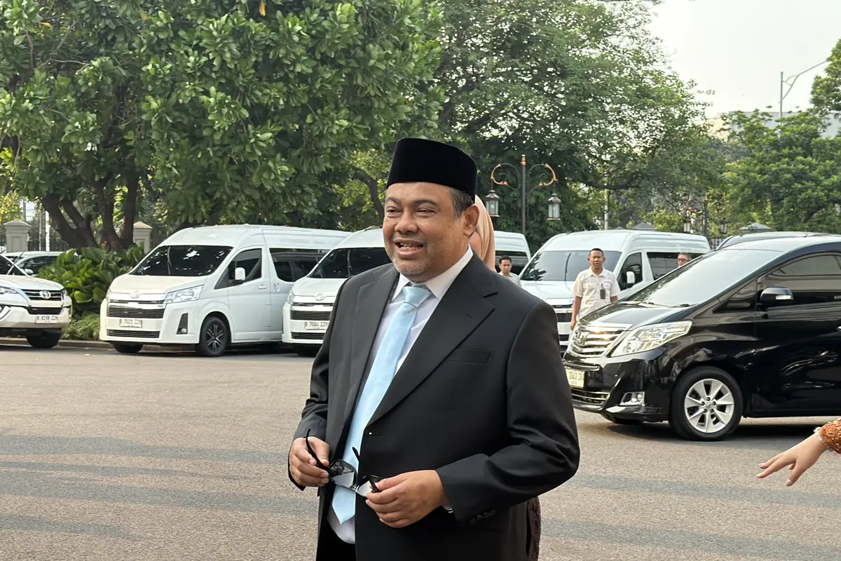 Presiden Buruh Said Iqbal tiba di Kompleks Istana Kepresidenan pukul 15.48 WIB, Senin (8/6/2026).