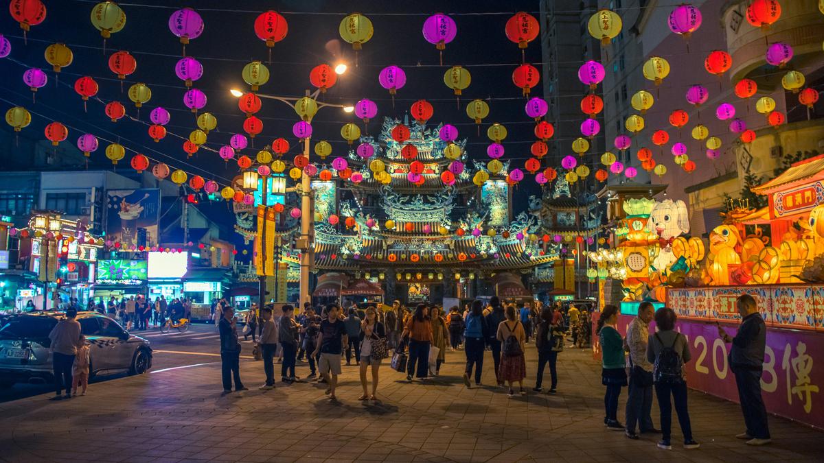 Cara Baru Menikmati Jakarta Fair 2026, Racik Popcorn dan Minuman Sesukamu