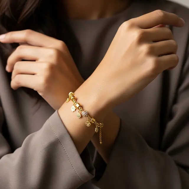 9 Model Gelang Emas Kekinian untuk Tangan Kecil, Elegan dan Tetap Proporsional
