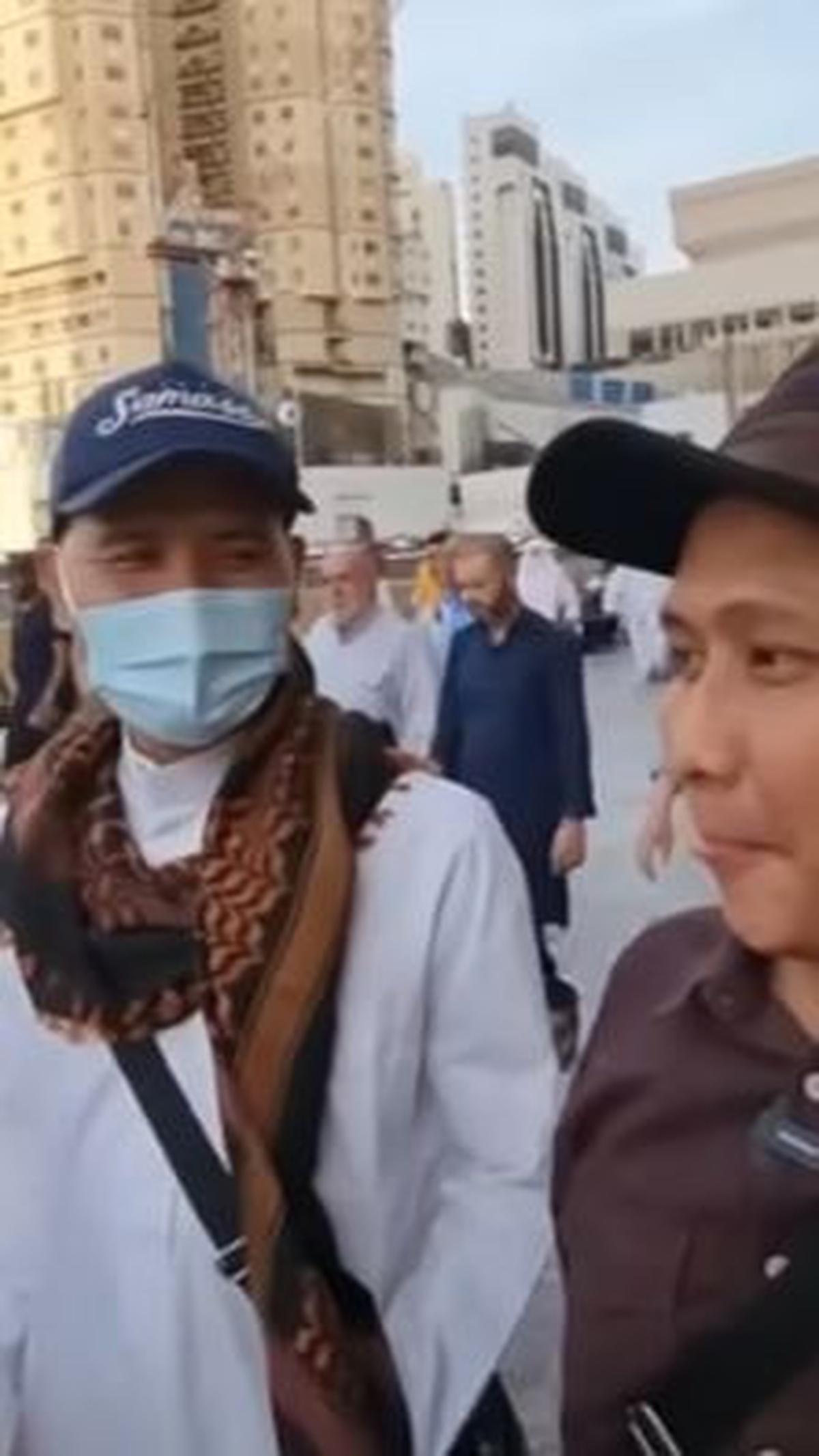 Cerita haji Backpacker Jalan Kaki dari Arafah ke Muzdalifah<br>