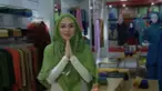 Mengira adiknya ditangkap polisi, Terry Putri pun tak pikir panjang dan mengirimkan sejumlah uang pada polisi gadungan tersebut.