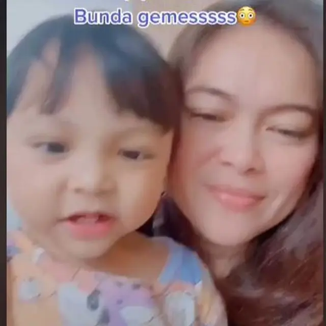 Cerita Remaja Bikin Yayasan untuk Rawat Bayi Terlantar Sambil Homeschooling