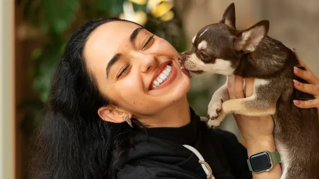Dog Kiss