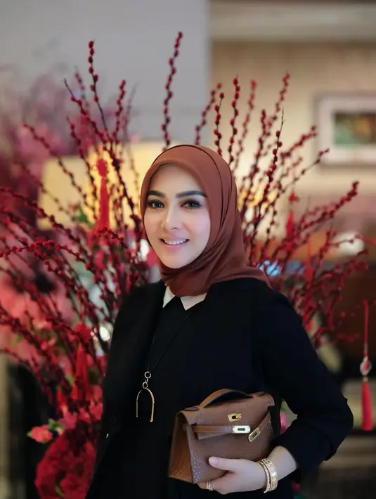 Syahrini [Foto: Instagram/princessyahrini]