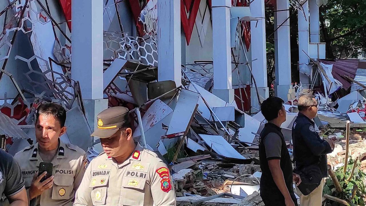 FOTO: Gempa Dahsyat Guncang Sulawesi Utara Warga Panik dan Bangunan Rusak