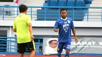 Semen Padang Izinkan Ardi Idrus Seleksi di Persib