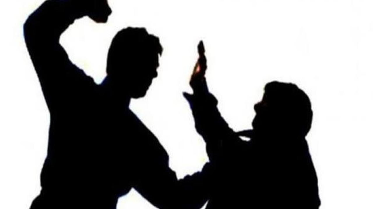 Coba Setop Pemotor Ugal-ugalan, Polisi di Jakpus Malah Dihajar Sampai Babak Belur