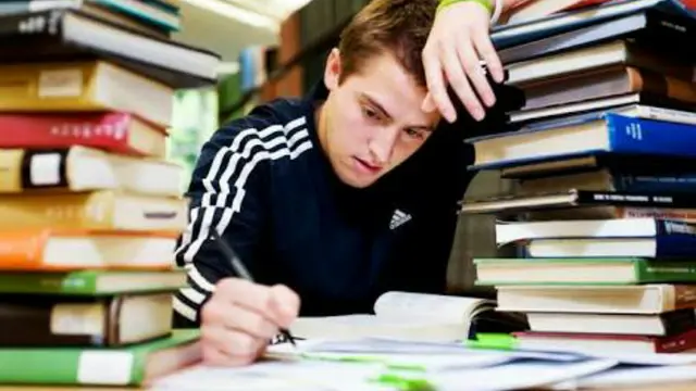 Sering Dilakukan Mahasiswa, Sistem Belajar SKS Ternyata Berbahaya