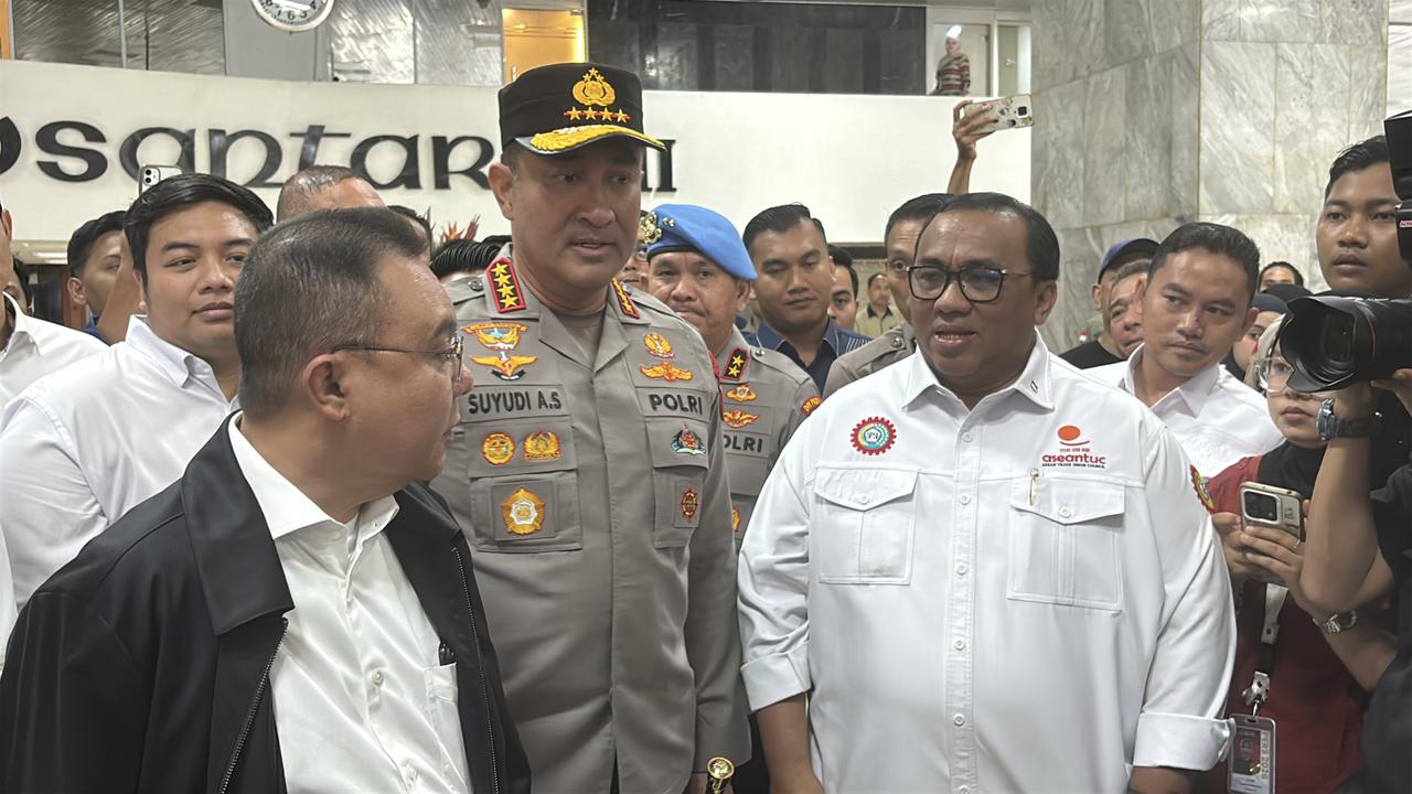 Debut Kapolri Suyudi di DPR, Ini Pesan ke Buruh Usai Pengesahan UU