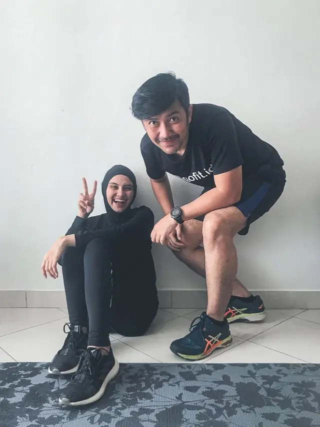Zee Zee Shahab dan Prabu Revolusi