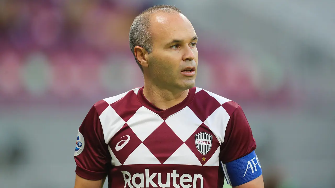 Foto: 5 Legenda Sepak Bola tanpa Satu pun Kartu Merah Sepanjang Kariernya, Andres Iniesta Bahkan Masih Aktif Bermain