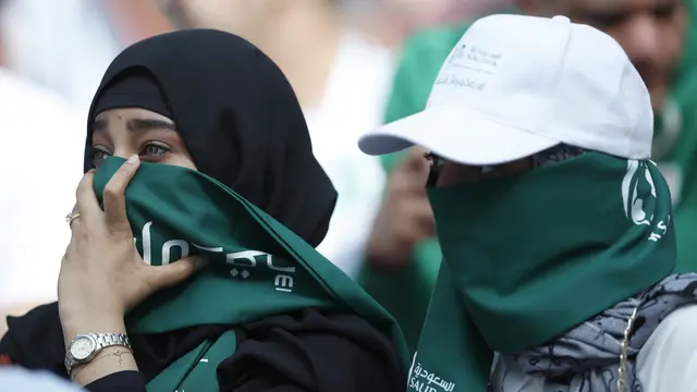 Fans Arab Saudi
