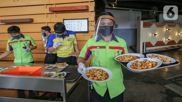 Sambut new normal, Restoran Bandar Djakarta Tangerang Selatan tetap menerapkan protokol kesehatan yang ketat guna menekan penyebaran virus Covid-19
