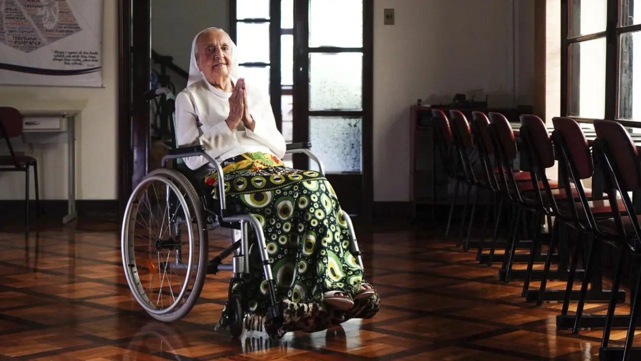 Orang tertua di dunia, biarawati Brasil Inah Canabarro Lucas meninggal dunia. (Carlos Macedo/AP)