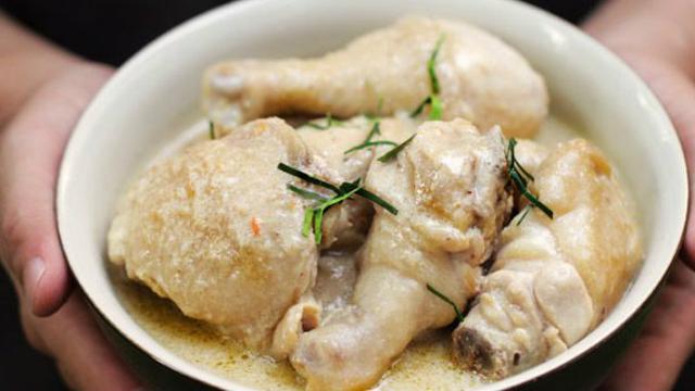 5 Resep Opor Bumbu Putih yang Enak dan Gurih, Cocok Disajikan dengan Lontong