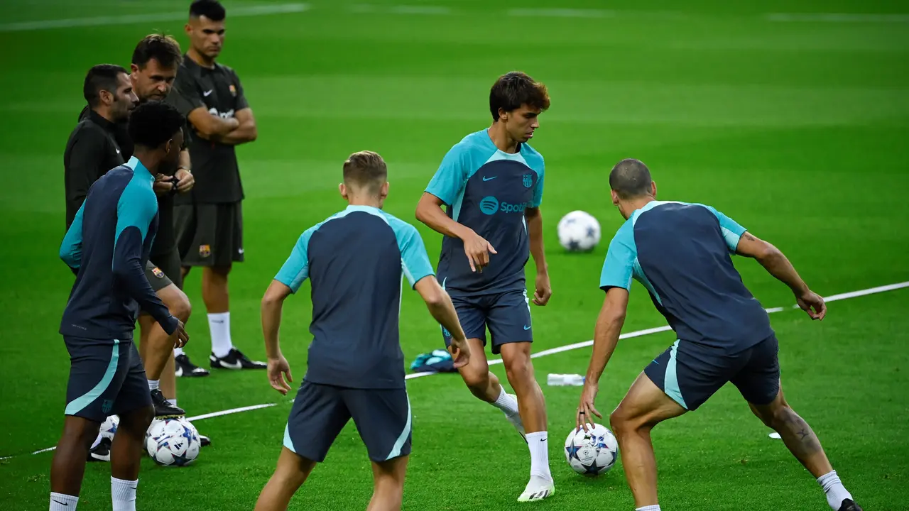 Latihan Barcelona Jelang vs Porto Liga Champions