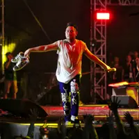 Aksi panggung King Nassar di Synchronize Fest 2022 (foto: Adrian Utama Putra)