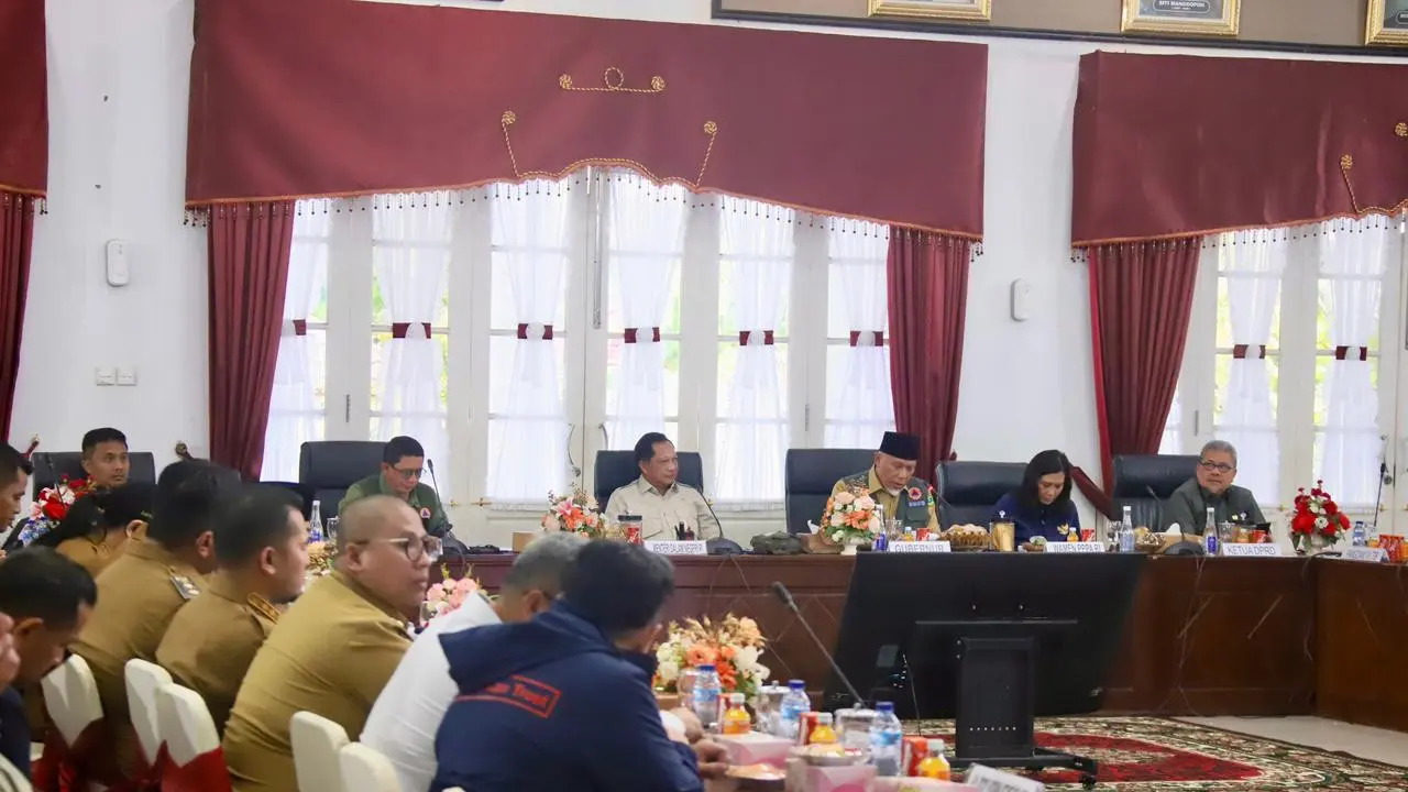 Mendagri Kumpulkan Kepala Daerah Se-Sumbar, Himpun Masukan Percepatan Penanganan Pascabencana