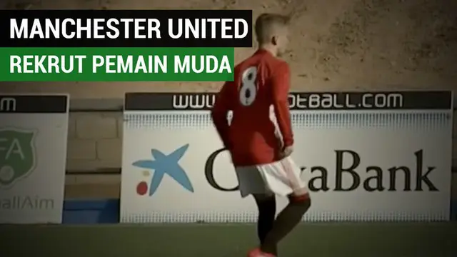 Berita video aksi pemain 16 tahun yang akan direkrut Manchester United, Ethan Galbraith. Ia akan dikontrak pada akhir pekan ini.