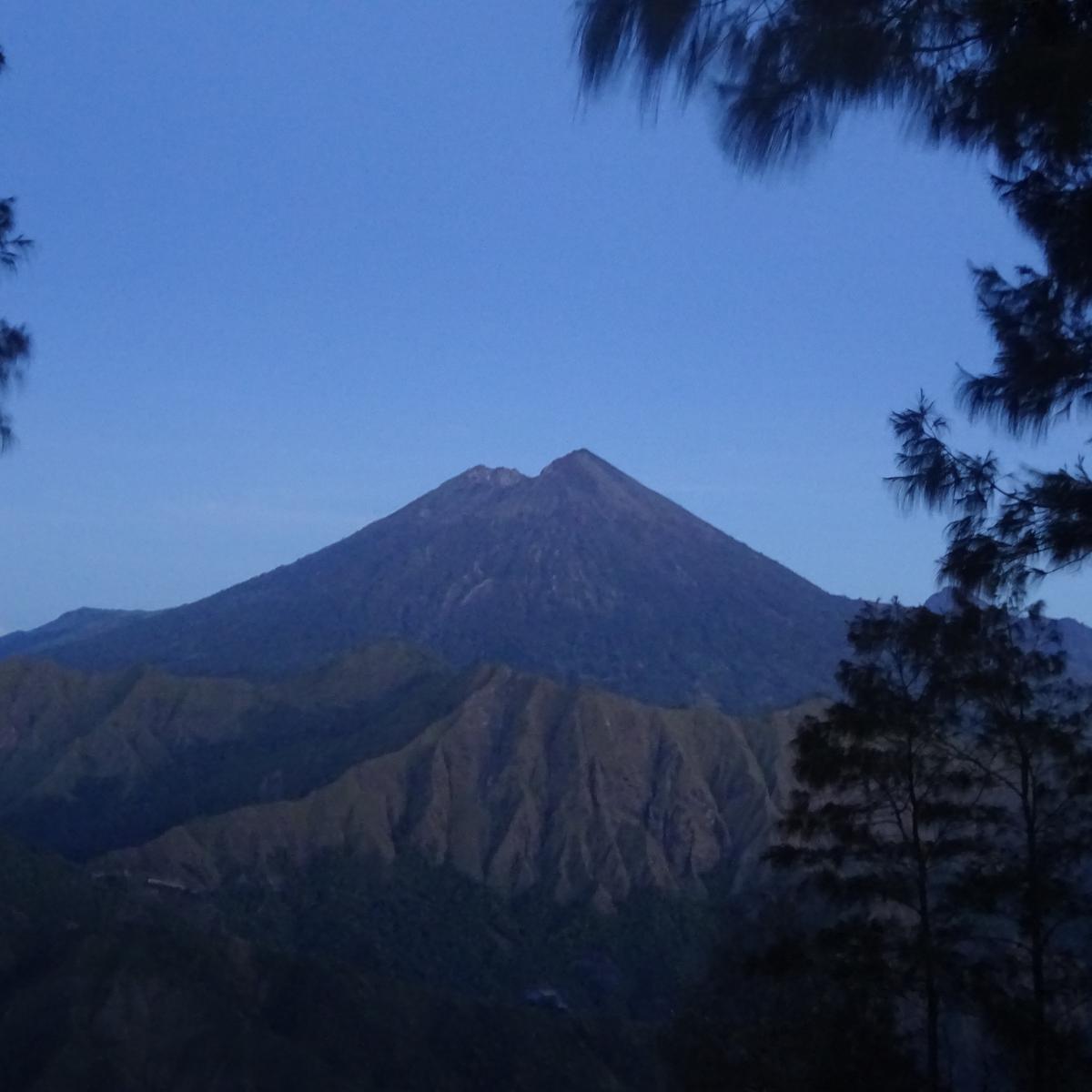Respons Kemenpar Soal Pendaki Brasil Jatuh di Gunung Rinjani yang Terpantau dalam Kondisi Tidak Bergerak