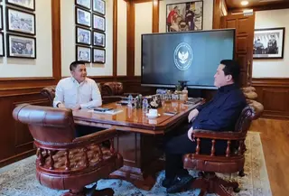 Erick Thohir Bertemu Seskab Teddy (Instagram Sekretariat Kabinet)
